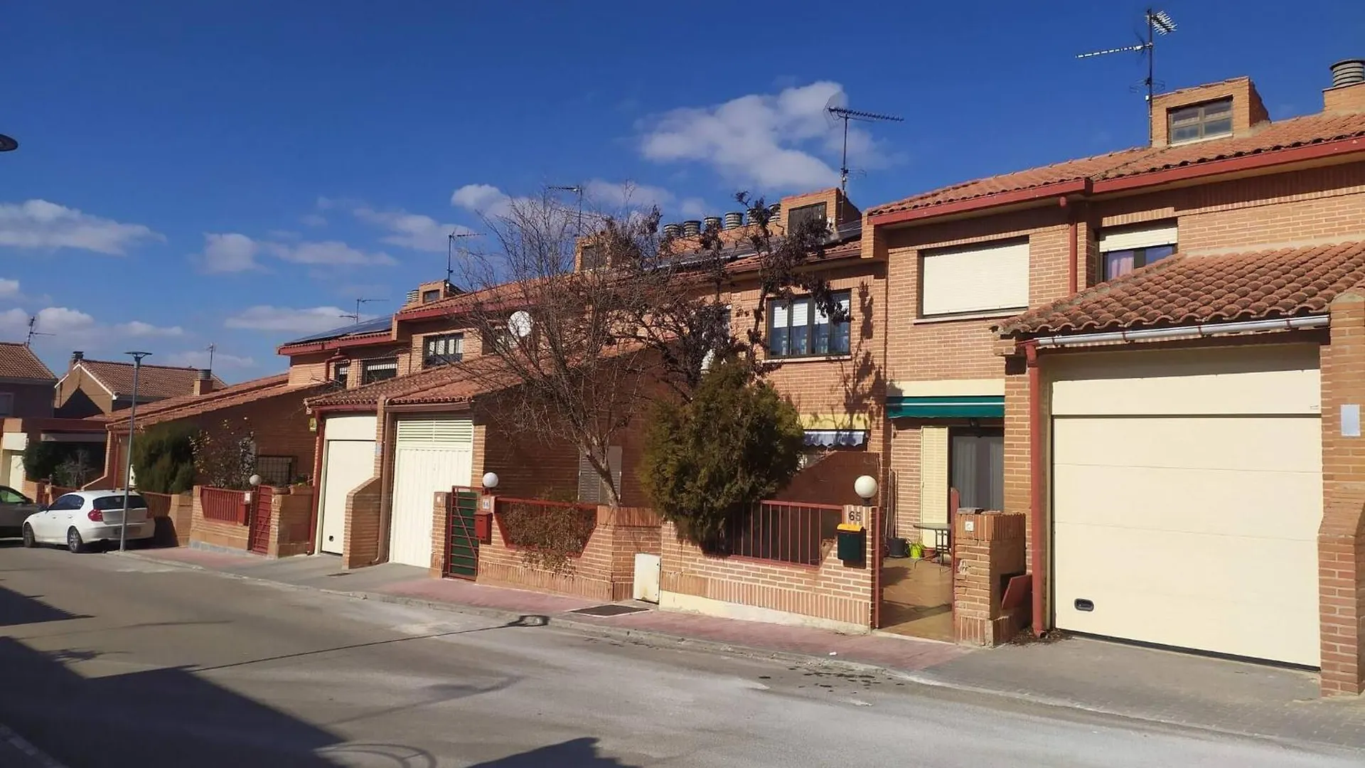 Room In Holiday House - Habitacion Privada Doble Toledo Las Nieves  Spain