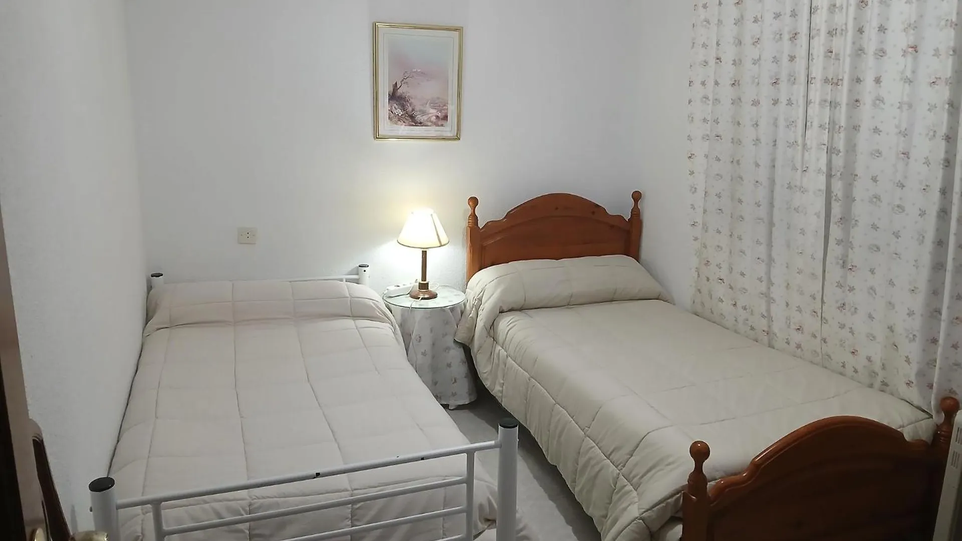 Room In Holiday House - Habitacion Privada Doble Toledo Las Nieves  Spain